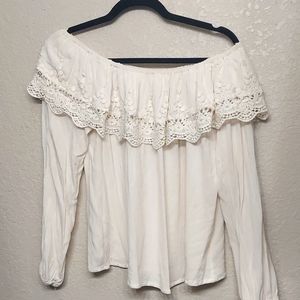COASTAL Cowgirl White Lace Blouse, Off-the-shoulder shirt, Size M Top